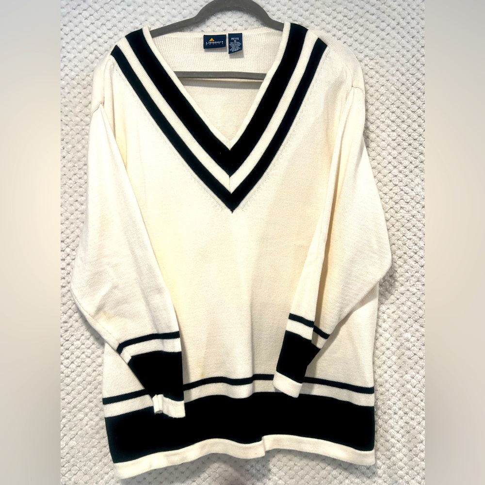 Liz Claiborne sport petite size medium deep, the neck sweater, vintage